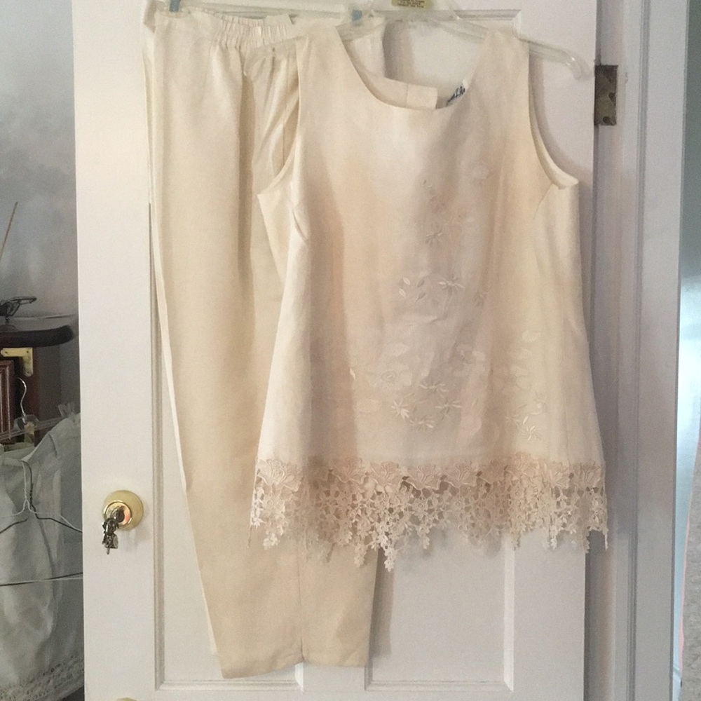 Two-piece linen capris it